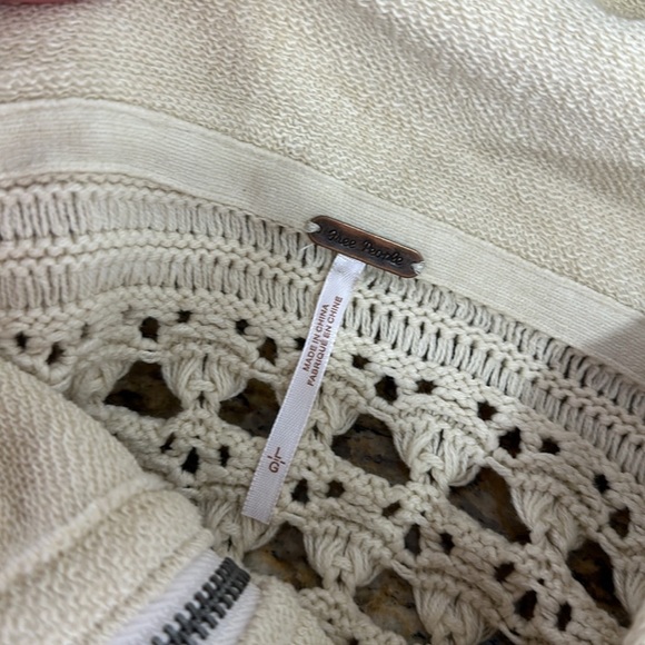 Free People Dune Bug Crochet Slouchy Cardigan In White Swan Size L - Picture 5 of 5